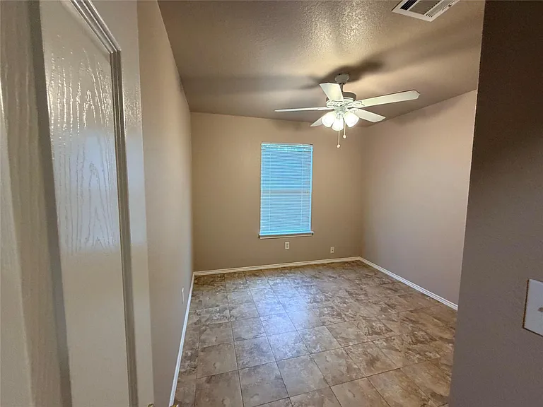 2904 Whisper Oaks Ln #A — Photo 13
