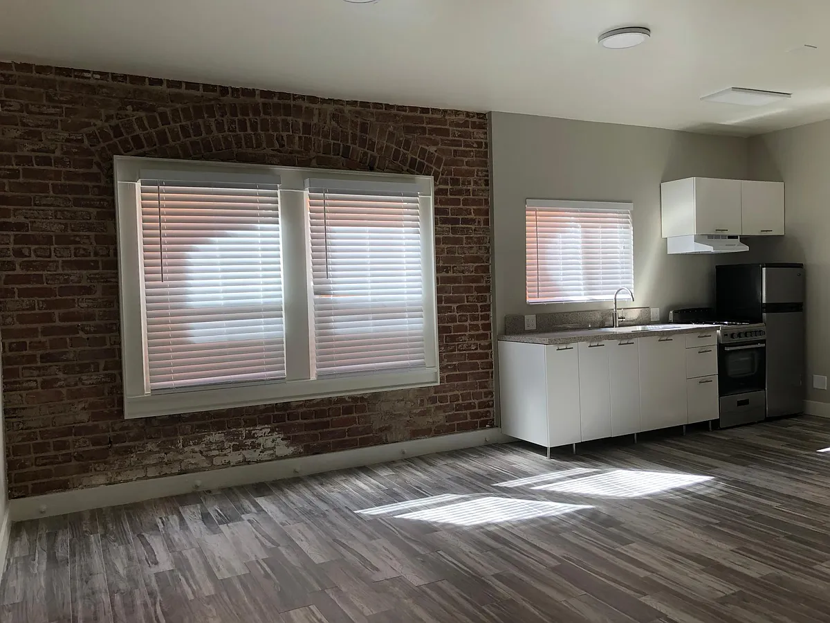 Similar exposed wall as pictured (this is a photo from another unit) - 635 Elm Ave #15