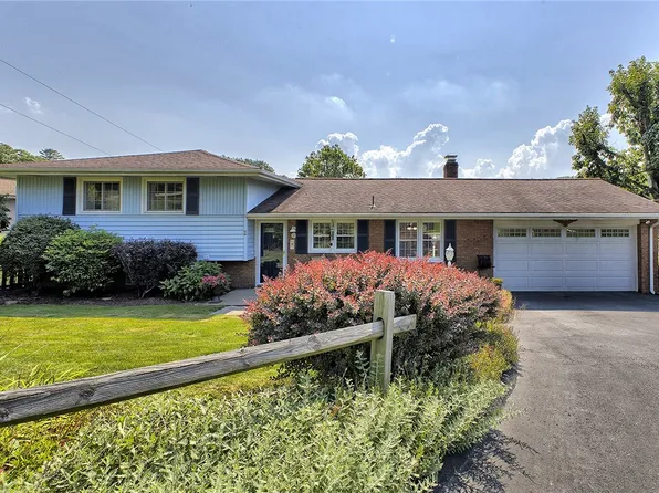 2 Redgrave Dr, Greensburg, PA 15601