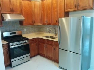 6035 69th Ave #1FL, Ridgewood, NY 11385