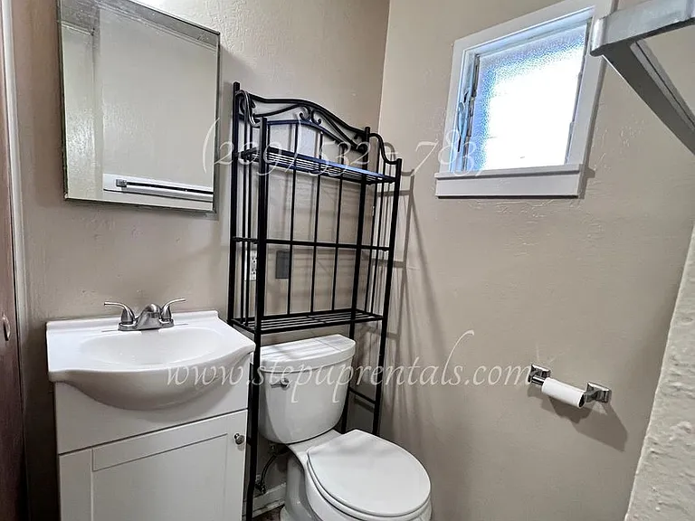 57 S Norlin St — Photo 10