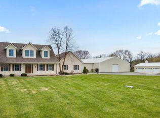 7305 McComb Rd, Churubusco, IN 46723