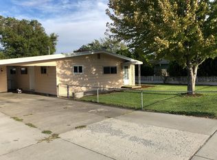 915 SW 11th St, Hermiston, OR 97838