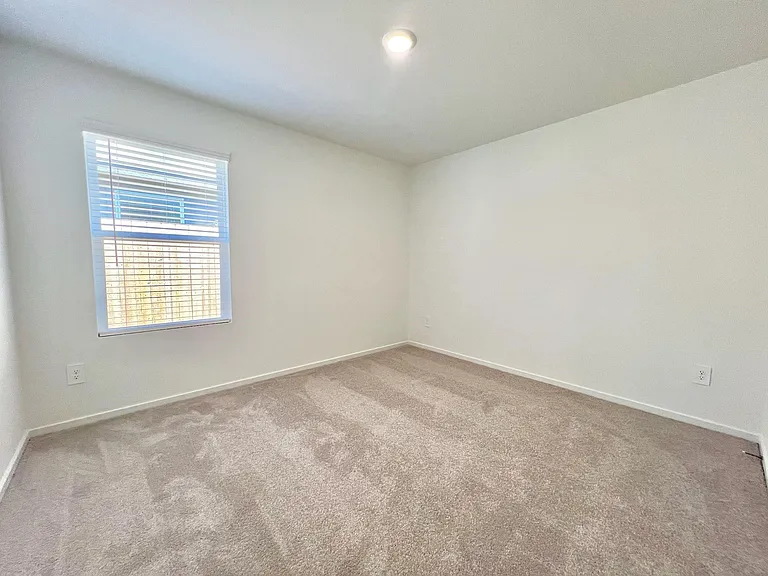 3019 Mallorca Dr — Photo 7