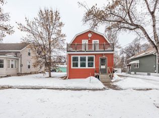 1014 2nd Ave N, Moorhead, MN 56560