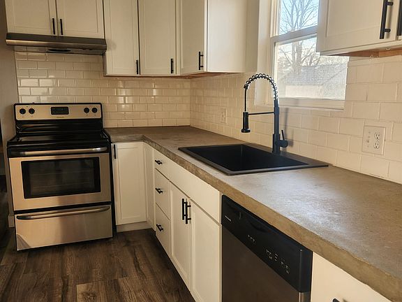 4th image of 31 N Linden Ln