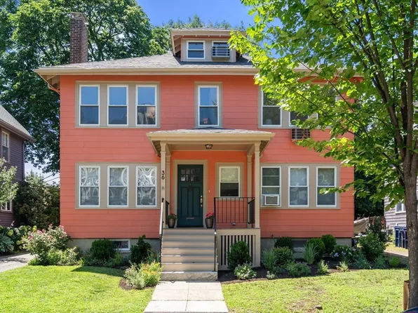36 Lexington Ave #2, Cambridge, MA 02138