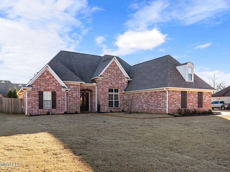 1st image of 2123 College Rd