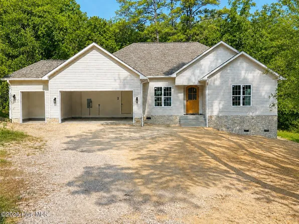 17 Remington Lane, Pinehurst, NC 28374