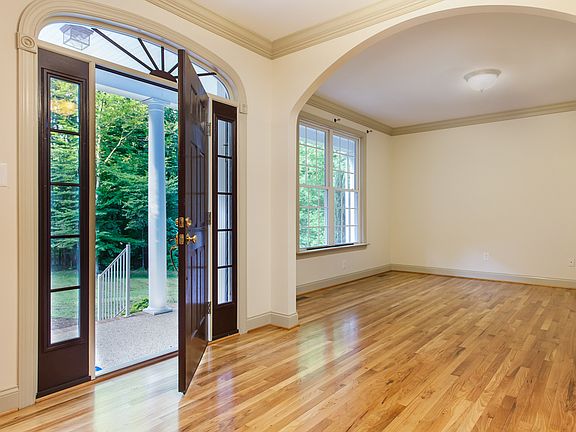 3rd image of 3656 Quarter Mill Dr