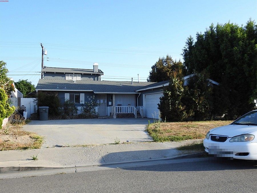 1st image of 7946 Aster Cir