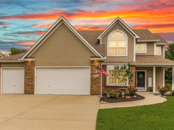 5035 NW Woodside Dr, Kansas City, MO 64150