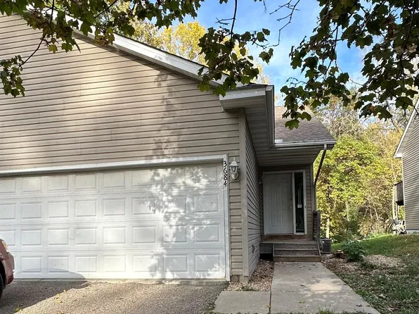 3684 Robin Ln, Eagan, MN 55122