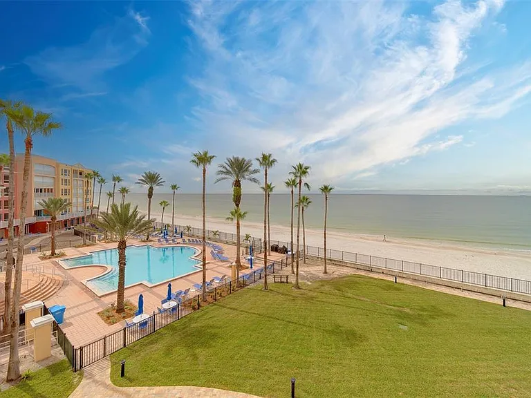 16700 Gulf Blvd #423 — Photo 46