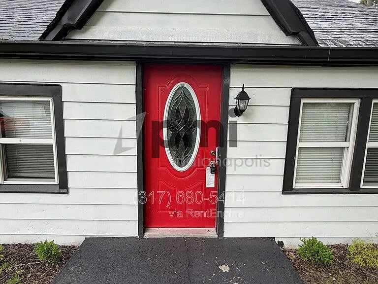 1620 Norton Ave — Photo 2