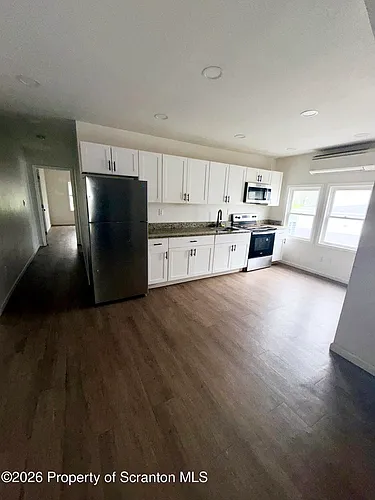 538 Beech St Photo 1