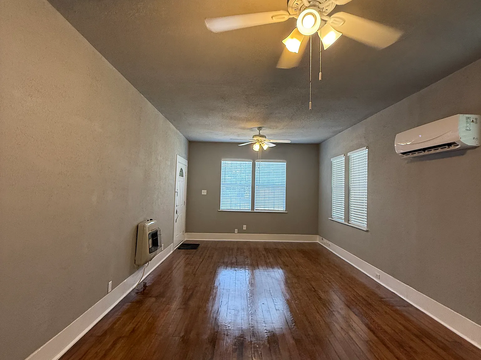 2 bed, 1066 sqft, $1,275 — Photo 2