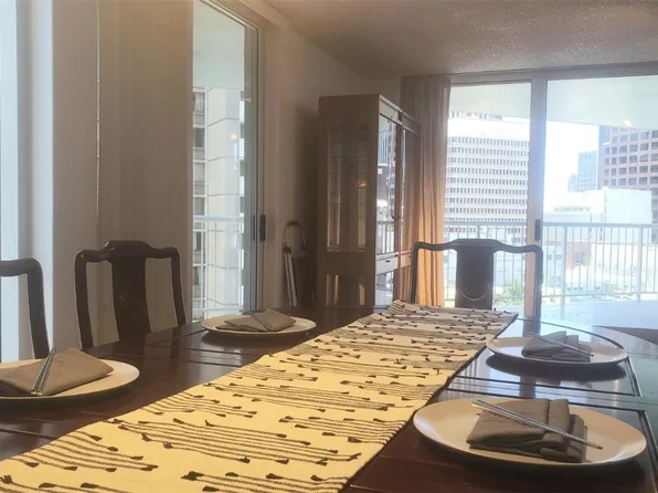 1212 Nuuanu Ave APT 1001, Honolulu, HI 96817