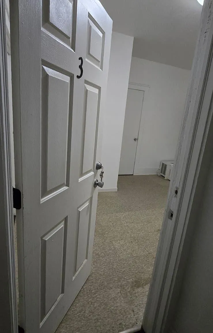 2 bed, 900 sqft, $900 — Photo 4
