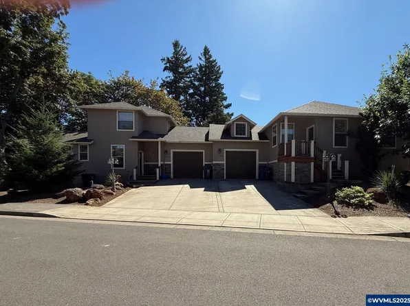 654-656 Timber View St NW, Salem, OR 97304
