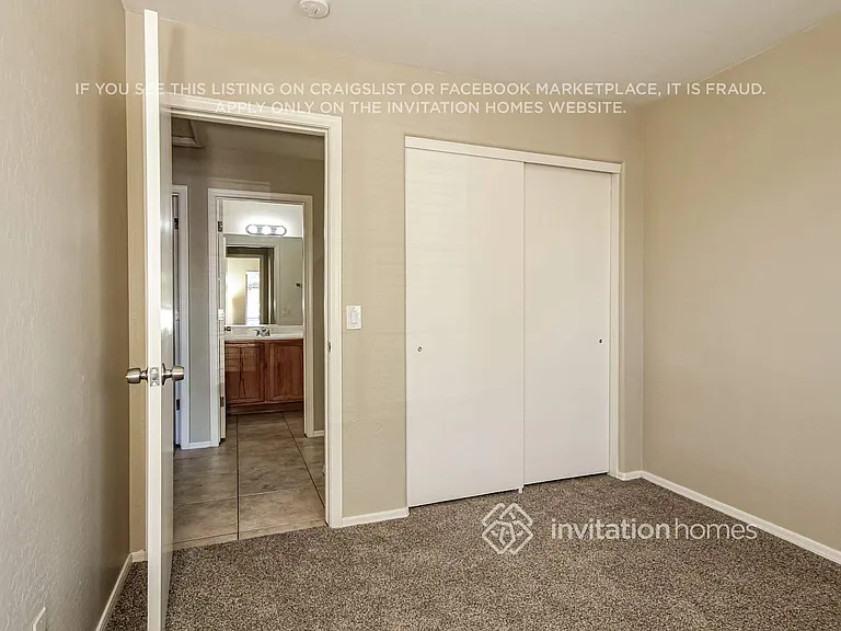 9243 W Mountain View Rd — Photo 12