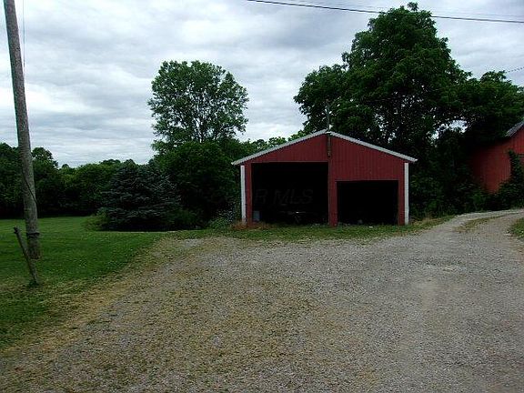 3rd image of 403 N Main St