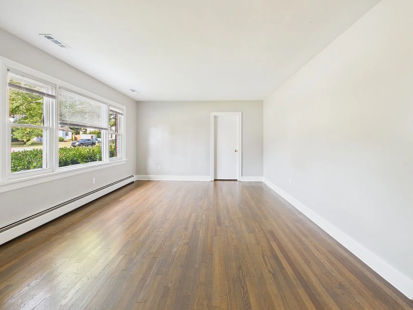 3 bed, 2.0 bath, 1414 sqft, $2,550 — Photo 4