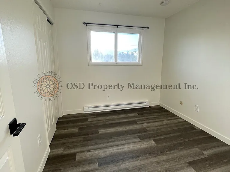 1800 Phillips St #4 — Photo 6