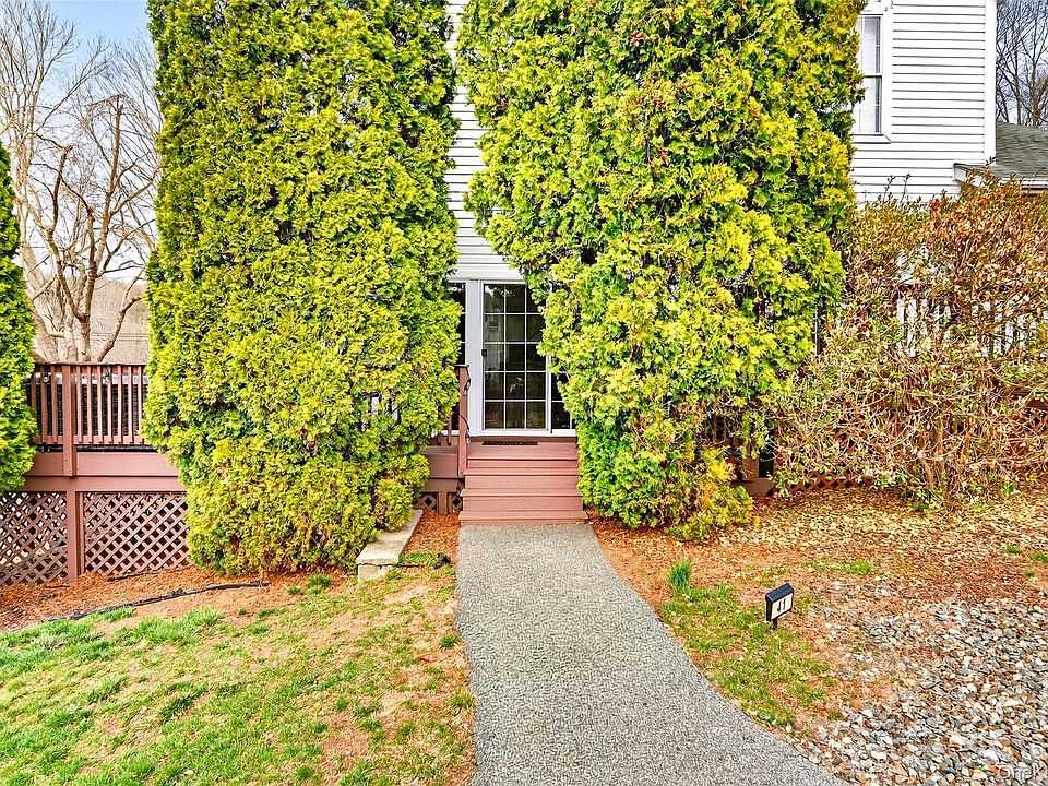 1st image of 41 Pembrooke Court
