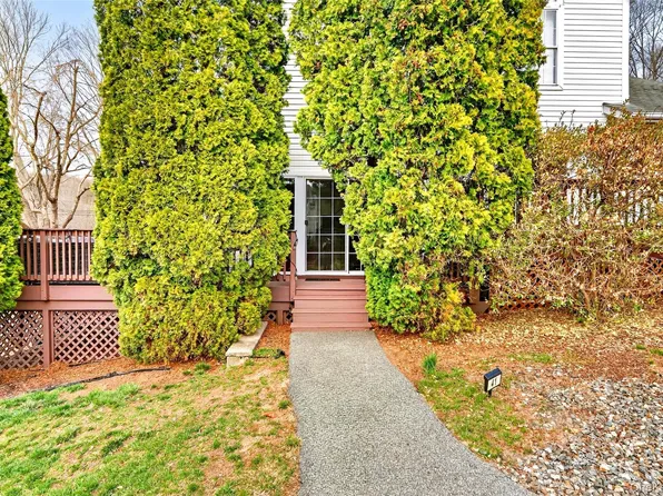 41 Pembrooke Court, Putnam Valley, NY 10579