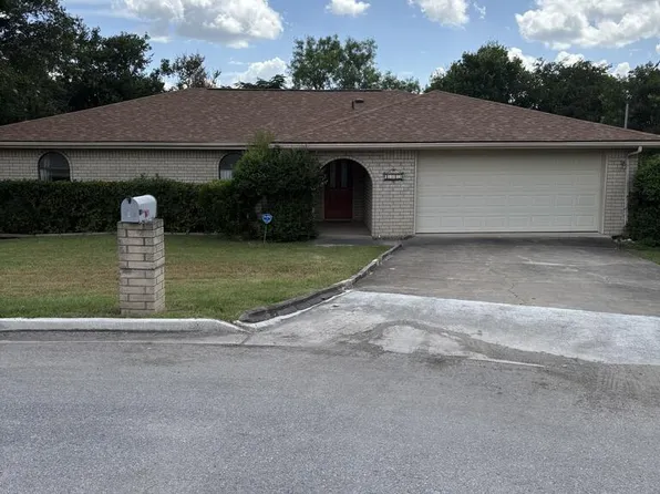 1515 Ridgemont Ln N, Kerrville, TX 78028