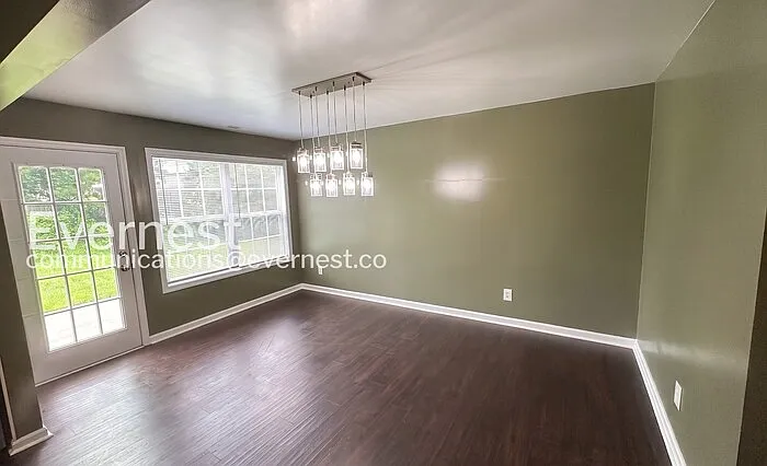 112 Grey Mare St — Photo 7