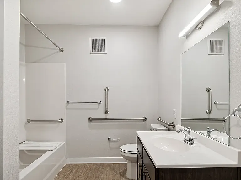 Sunland Flats — Photo 16