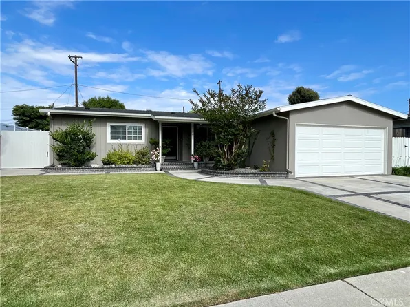 2726 Chatwin Ave, Long Beach, CA 90815