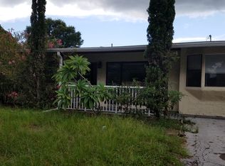 9344 90th St, Seminole, FL 33777