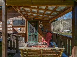 106 Cobb Cir, Murphy, NC 28906