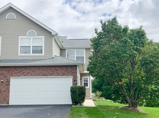 227 Grandview Ct, Algonquin, IL 60102