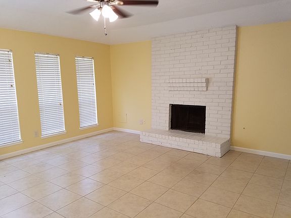 4th image of 7418 Mesones Dr