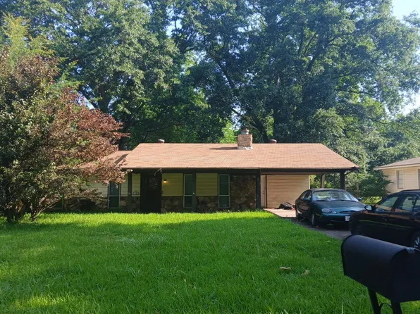 212 Raney Pl, Jacksonville, AR 72076