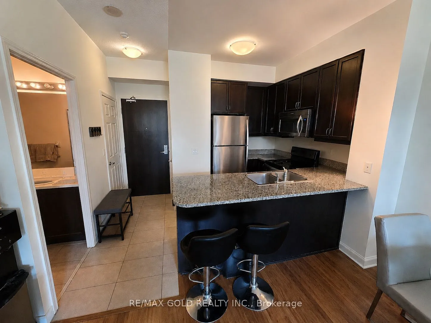 2 bed, $2,600 — Photo 4