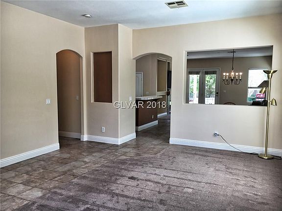 5th image of 2100 Crestline Falls Pl