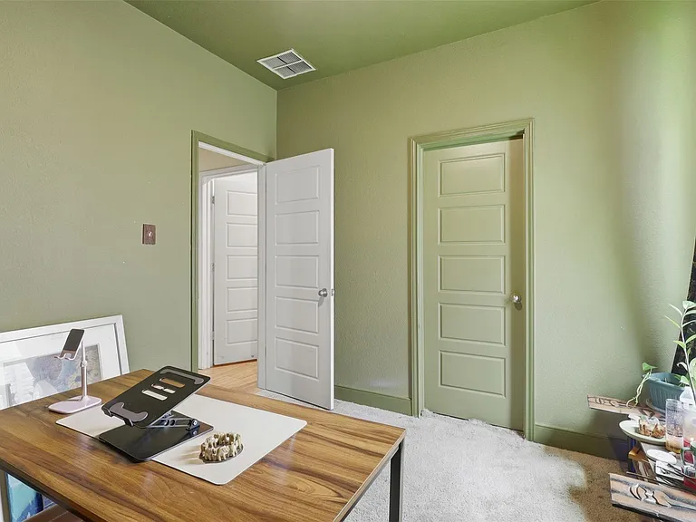 12912 Zivah Ln — Photo 13