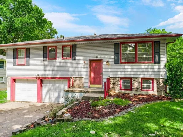1200 NE 84th Ter, Kansas City, MO 64155