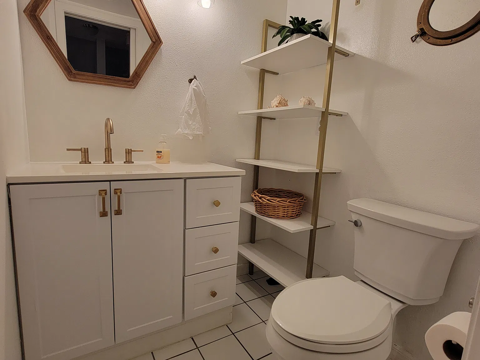 3 bed, 2.5 bath, 1679 sqft, $2,500 — Photo 4