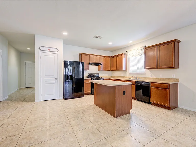 5318 Hickory Harvest Dr — Photo 17