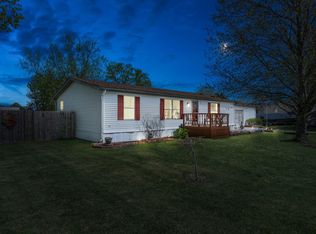 307 E Peck Ave, White Pigeon, MI 49099