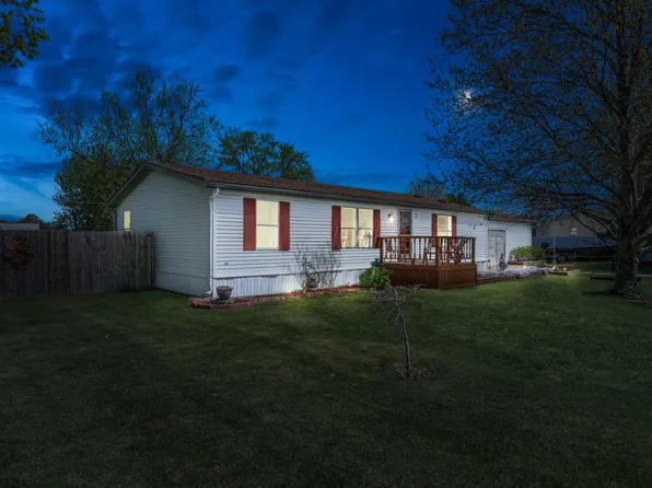 307 E Peck Ave, White Pigeon, MI 49099