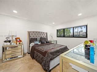 Carmel At California Club, Miami, FL 33179