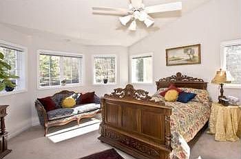 2nd image of 20819 NE Kristen Cir
