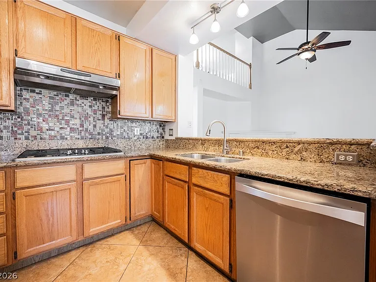 7628 Spruce Run Ct — Photo 21
